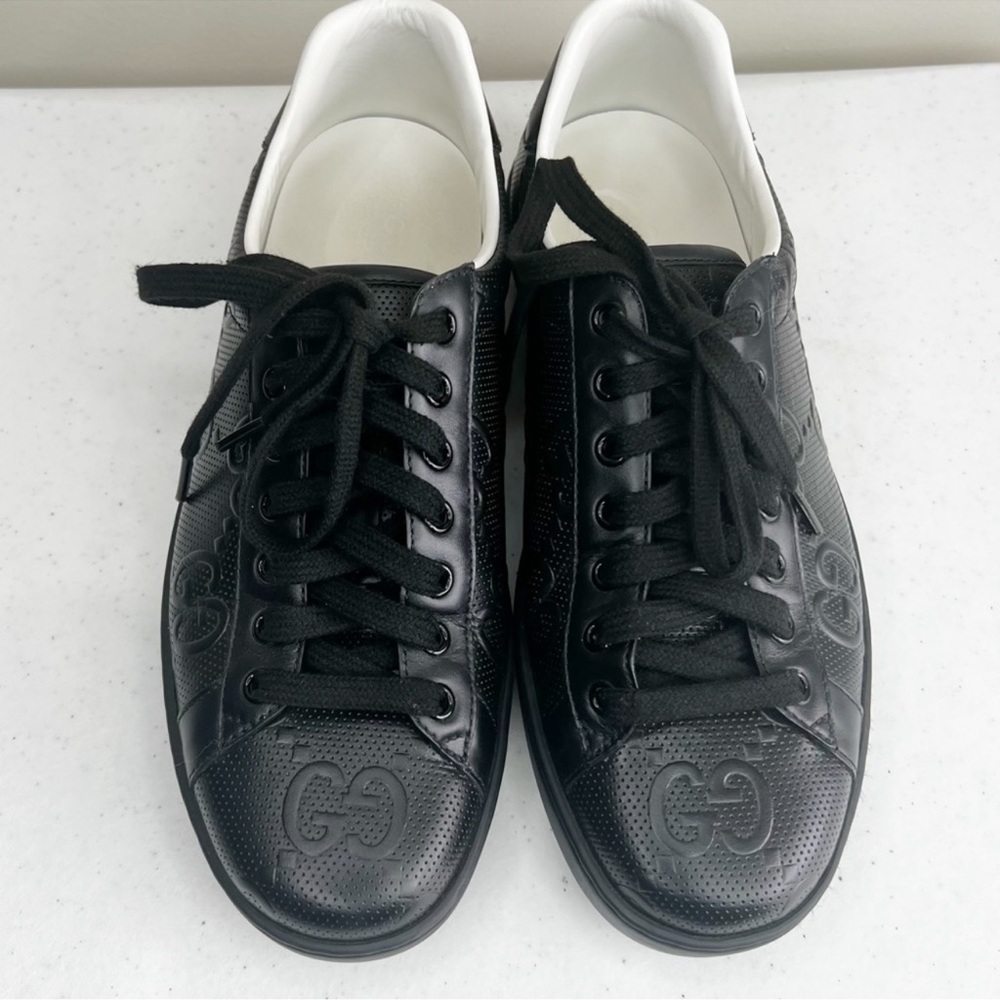 GUCCI MEN'S ACE GG EMBOSSED Black SNEAKER Size 6.5